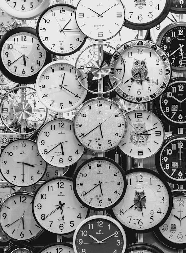 22h11 : explorez sa signification profonde et ses messages divins