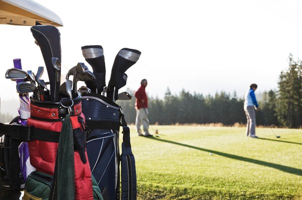 Les clés pour choisir le bon club de golf en 2025