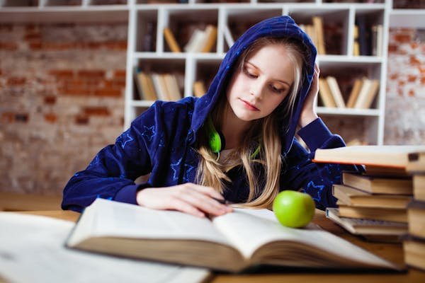 Maîtriser la méthode d'étude de documents en histoire au Bac